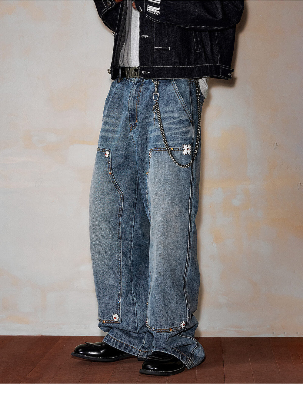 MEDM Gemstone Studded Double Knee Washed Jeans