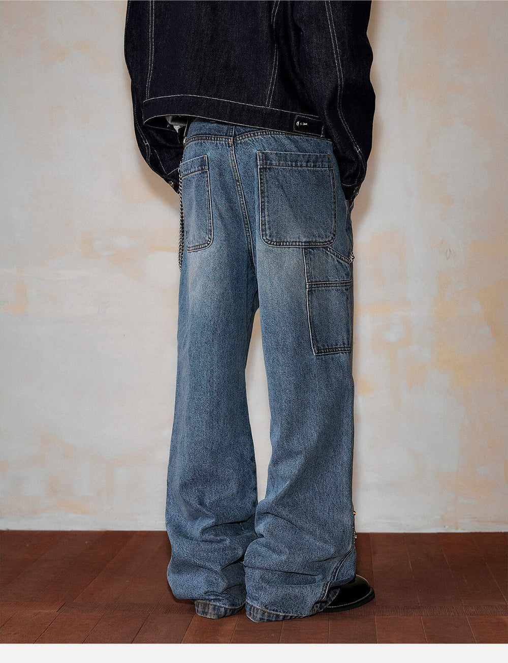 MEDM Gemstone Studded Double Knee Washed Jeans