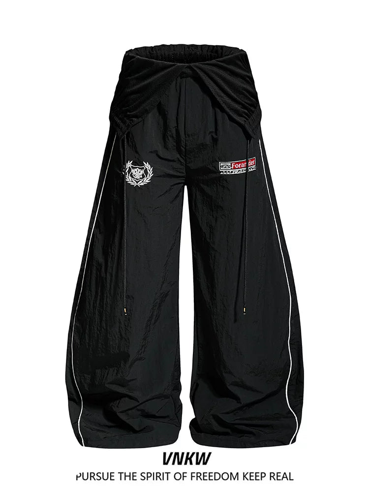 American retro white wide leg curved knife paratrooper pants for men and women, loose double waist, contrasting stripes, casual sports pants