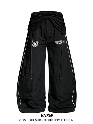 American retro white wide leg curved knife paratrooper pants for men and women, loose double waist, contrasting stripes, casual sports pants