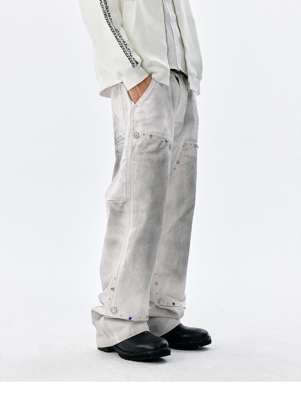 MEDM Gemstone Studded Double Knee Washed Jeans