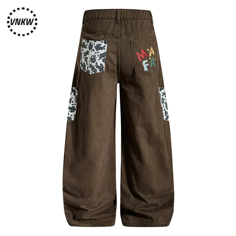 Melad Brown Cartoon Pattern Embroidered Wide Leg Jeans for Men and Women, Loose and Versatile Straight Tube Casual Drop pants